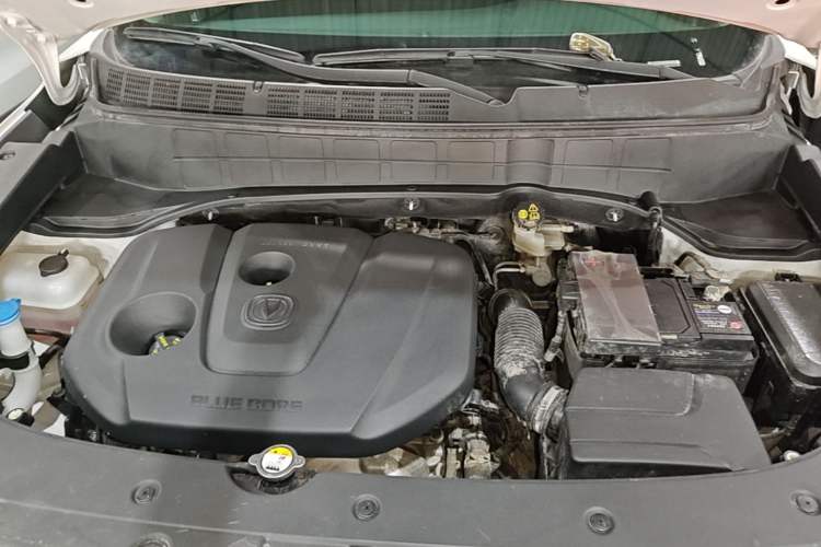 Used CHANGAN CS35PLUS 2022 1.6L Manual Luxury Edition Engine Bay