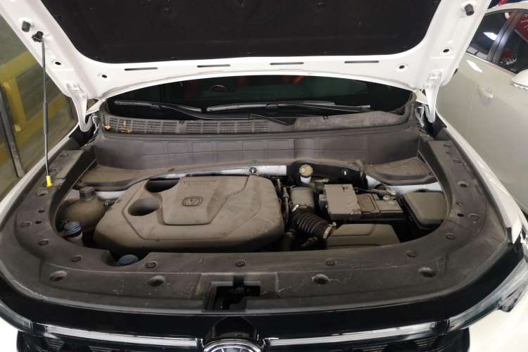 Used CHANGAN CS35PLUS 2022 Blue Whale NE 1.4T DCT Luxury Model Engine Bay