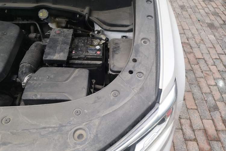 Used CHANGAN CS35PLUS 2022 1.6L Manual Luxury Edition Engine Bay Left
