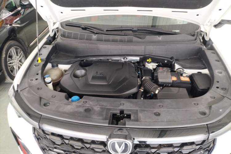 Used CHANGAN CS35PLUS 2022 Blue Whale NE 1.4T DCT Luxury Model Engine Bay