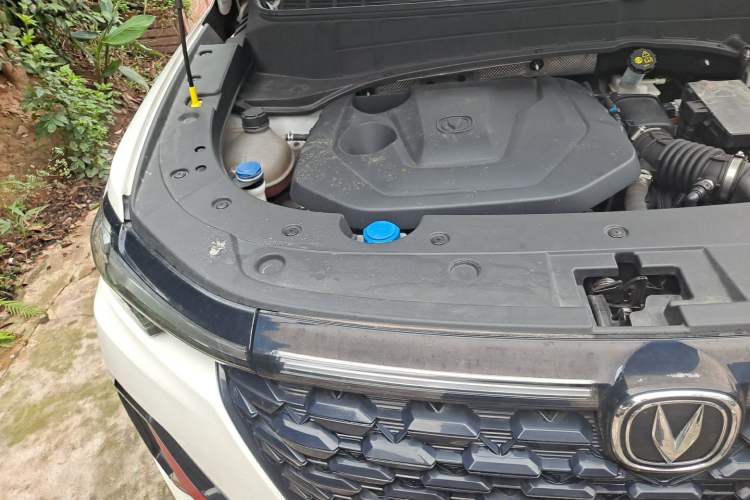 Used CHANGAN CS35PLUS 2022 Blue Whale NE 1.4T DCT Prestige Model Engine Bay Right