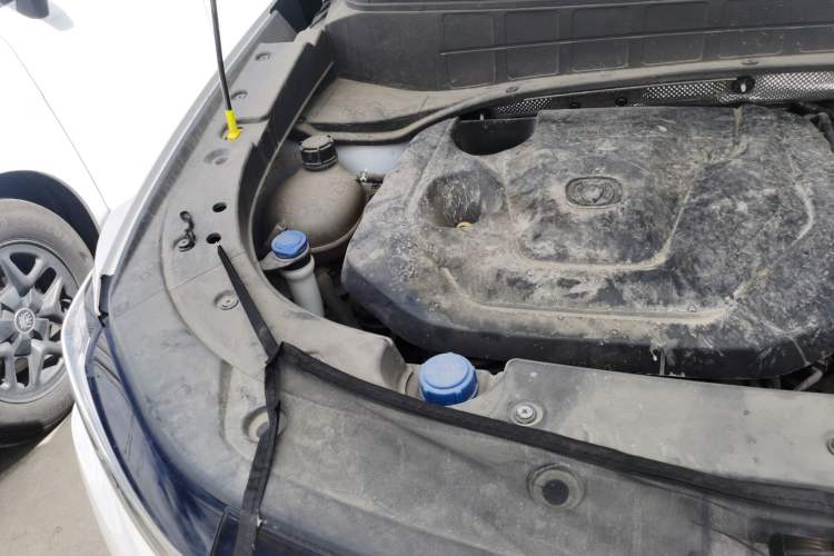 Used CHANGAN CS35PLUS 2022 Blue Whale NE 1.4T DCT Luxury Model Engine Bay Right