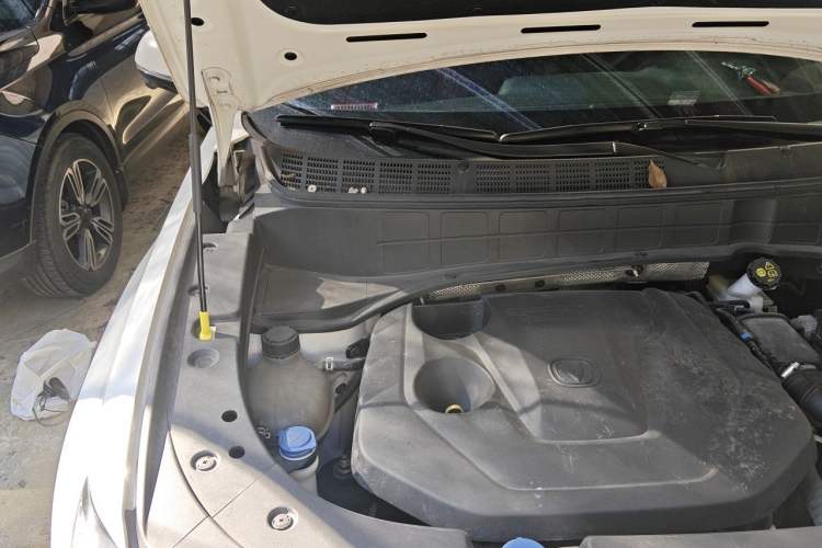 Used CHANGAN CS35PLUS 2022 Blue Whale NE 1.4T DCT Luxury Model Engine Bay Right