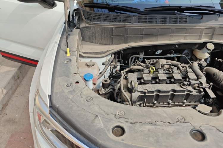 Used CHANGAN CS35PLUS 2022 1.6L CVT Elite Edition Engine Bay Right