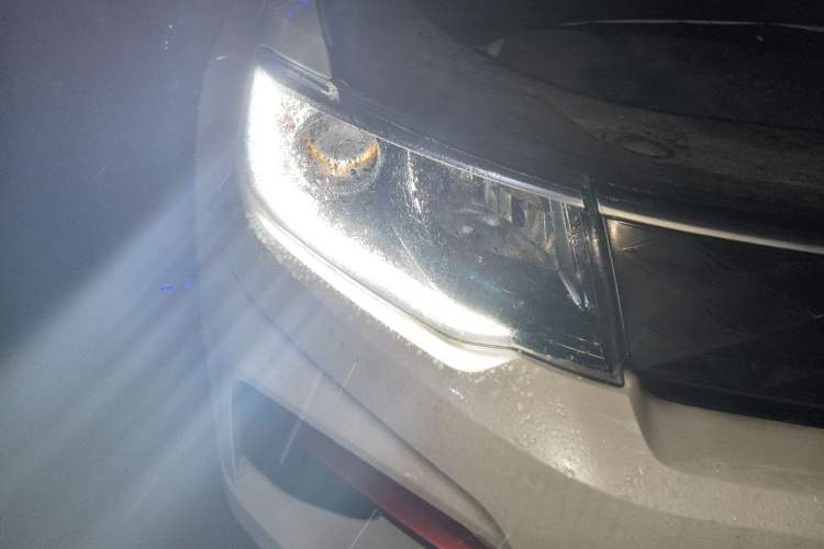 Used CHANGAN CS35PLUS 2022 1.6L Manual Luxury Edition Exterior 6