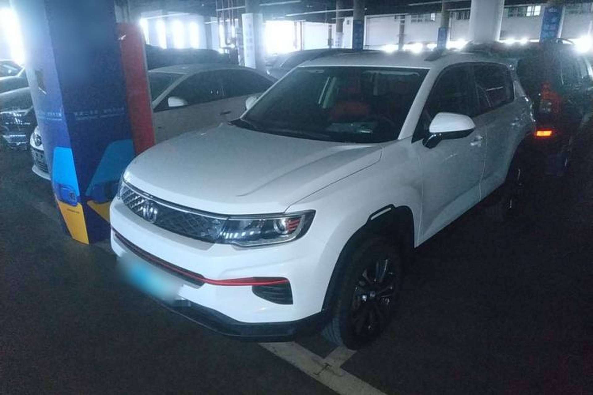 Used CHANGAN CS35PLUS 2022 1.6L Manual Luxury Edition Front Left 45 Deg