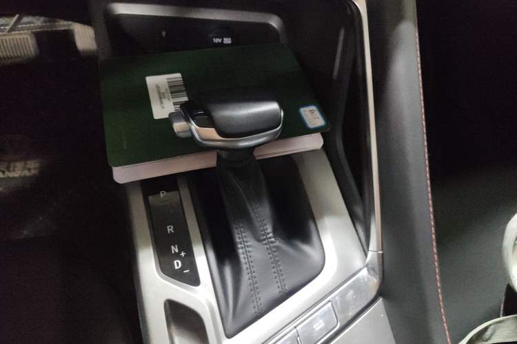 Used CHANGAN CS35PLUS 2022 Blue Whale NE 1.4T DCT Luxury Model Gear Lever