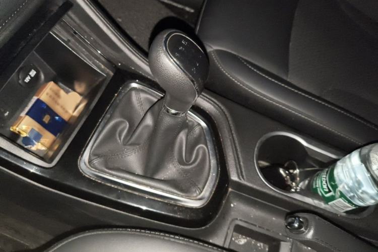 Used CHANGAN CS35PLUS 2022 1.6L Manual Luxury Edition Gear Lever