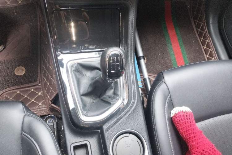 Used CHANGAN CS35PLUS 2022 1.6L Manual Luxury Edition Gear Lever