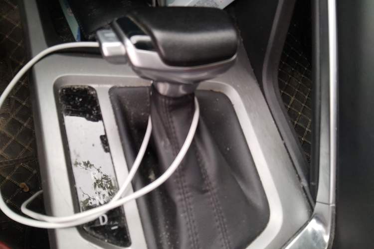 Used CHANGAN CS35PLUS 2022 Blue Whale NE 1.4T DCT Luxury Model Gear Lever