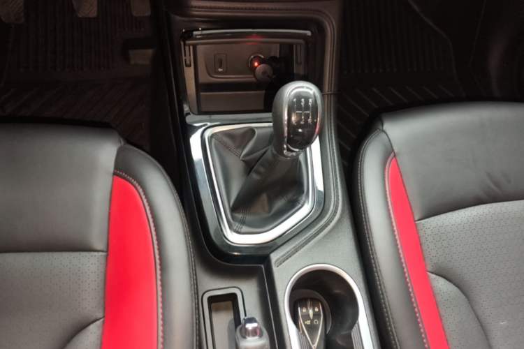 Used CHANGAN CS35PLUS 2022 1.6L Manual Luxury Edition Gear Lever