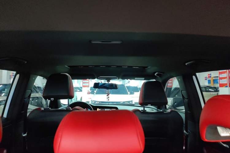 Used CHANGAN CS35PLUS 2022 Blue Whale NE 1.4T DCT Luxury Model Headliner