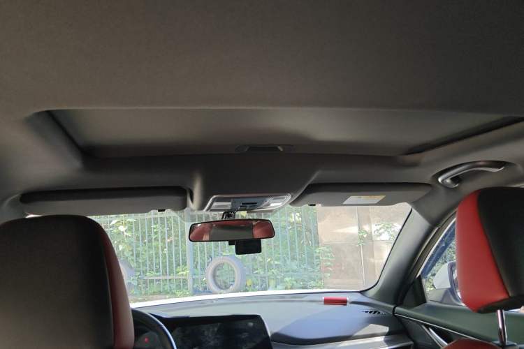 Used CHANGAN CS35PLUS 2022 Blue Whale NE 1.4T DCT Luxury Model Headliner