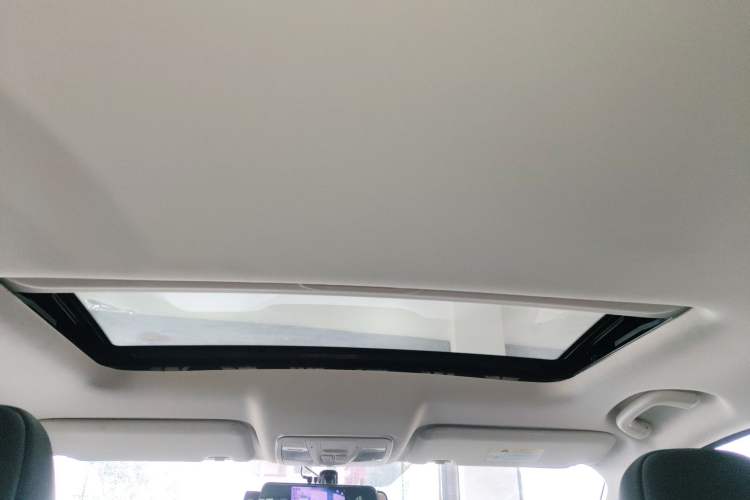 Used CHANGAN CS35PLUS 2022 Blue Whale NE 1.4T DCT Luxury Model Headliner