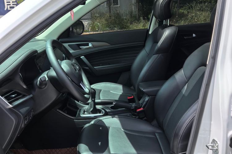Used CHANGAN CS35PLUS 2022 1.6L Manual Luxury Edition Interior 2