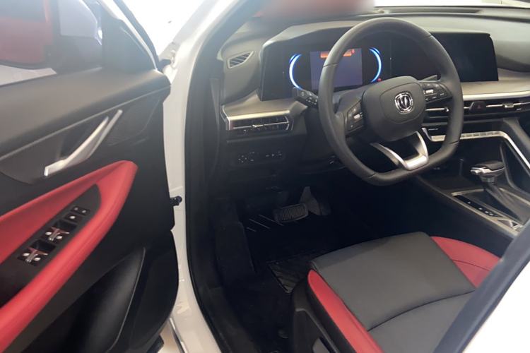 Used CHANGAN CS35PLUS 2022 Blue Whale NE 1.4T DCT Prestige Model Interior 2