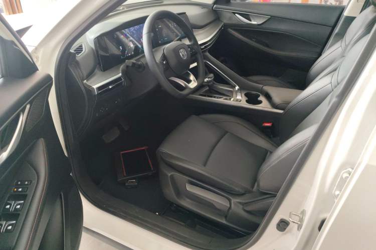 Used CHANGAN CS35PLUS 2022 Blue Whale NE 1.4T DCT Luxury Model Interior 3