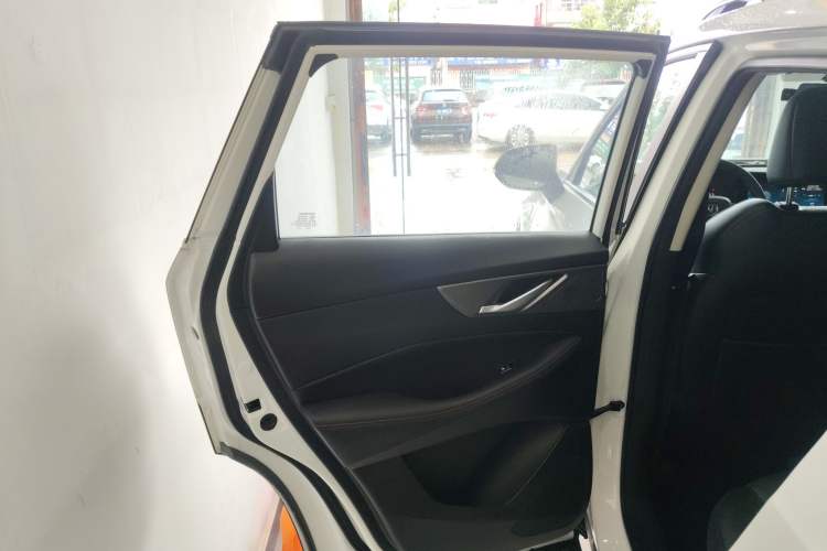 Used CHANGAN CS35PLUS 2022 Blue Whale NE 1.4T DCT Luxury Model Interior 8