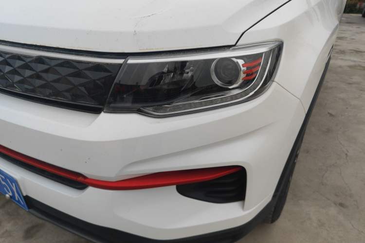 Used CHANGAN CS35PLUS 2022 1.6L Manual Luxury Edition Left Front Headlight