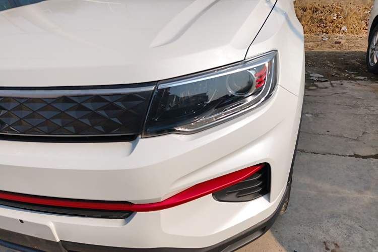 Used CHANGAN CS35PLUS 2022 1.6L Manual Luxury Edition Left Front Headlight