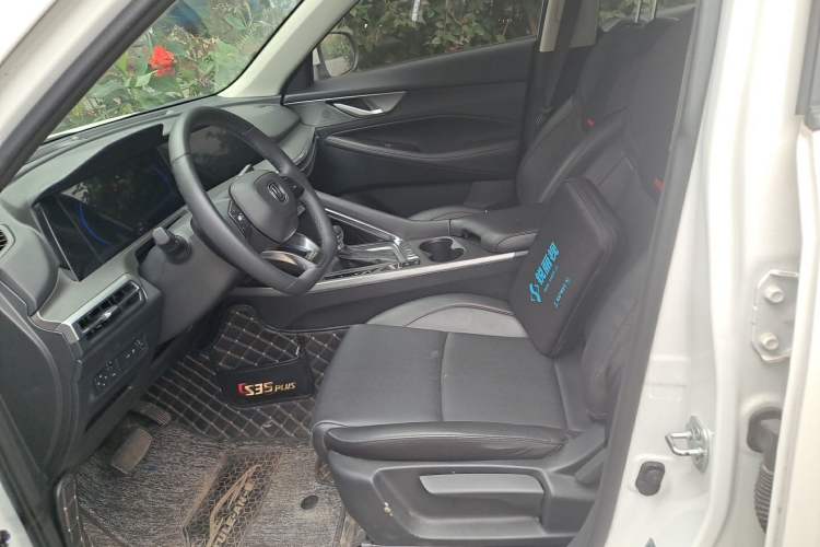 Used CHANGAN CS35PLUS 2022 Blue Whale NE 1.4T DCT Prestige Model Left Front Seat