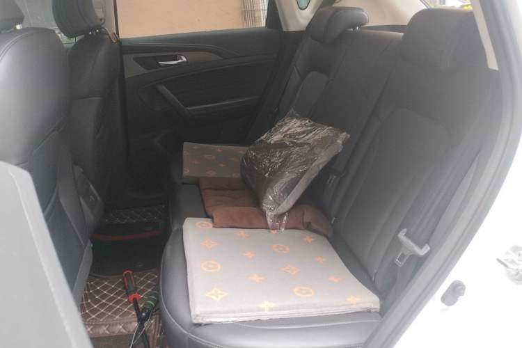 Used CHANGAN CS35PLUS 2022 1.6L Manual Luxury Edition Left Rear Seat