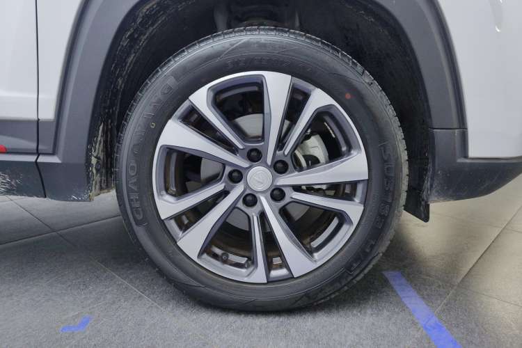 Used CHANGAN CS35PLUS 2022 Blue Whale NE 1.4T DCT Luxury Model Left Rear Wheel Hub