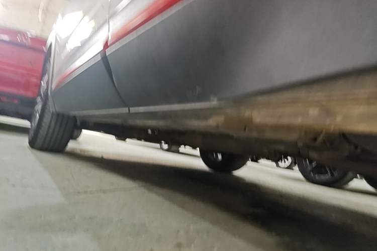 Used CHANGAN CS35PLUS 2022 1.6L Manual Luxury Edition Left Side Sill