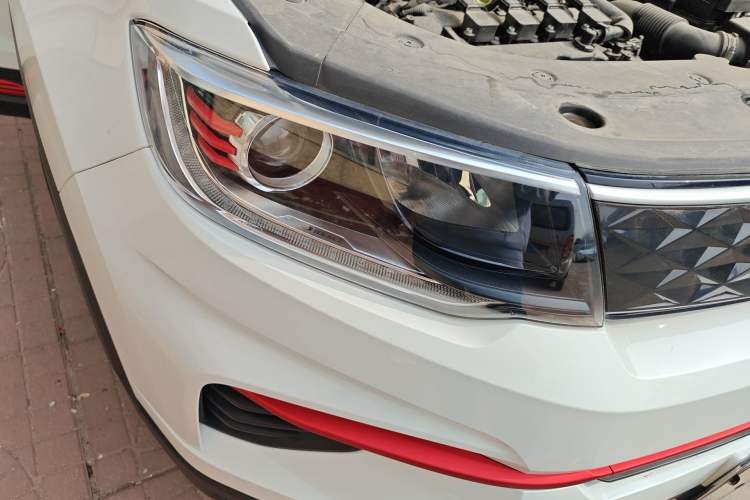 Used CHANGAN CS35PLUS 2022 1.6L CVT Elite Edition Right Front Headlight