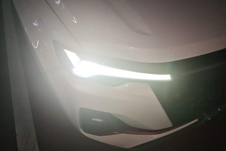 Used CHANGAN CS35PLUS 2022 Blue Whale NE 1.4T DCT Luxury Model Right Front Headlight