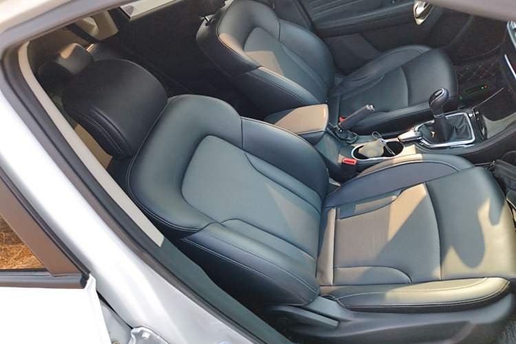 Used CHANGAN CS35PLUS 2022 1.6L Manual Luxury Edition Right Front Seat