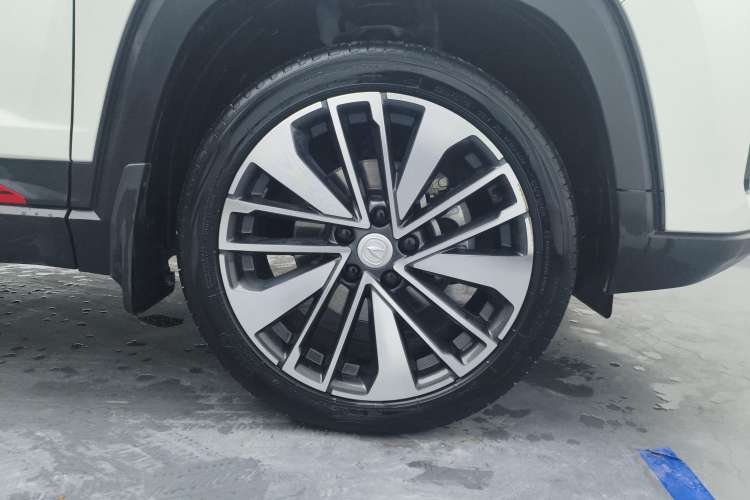 Used CHANGAN CS35PLUS 2022 Blue Whale NE 1.4T DCT Prestige Model Right Front Wheel Hub