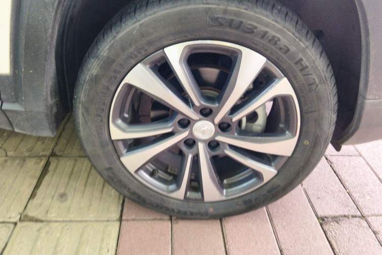 Used CHANGAN CS35PLUS 2022 1.6L Manual Luxury Edition Right Front Wheel Hub