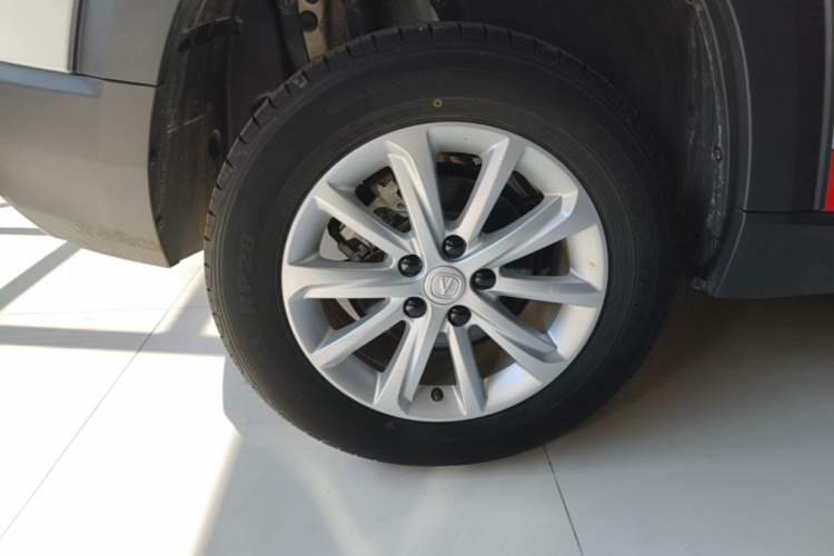 Used CHANGAN CS35PLUS 2022 1.6L CVT Elite Edition Right Rear Wheel Hub