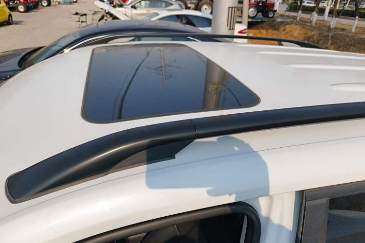 Used CHANGAN CS35PLUS 2022 1.6L Manual Luxury Edition Roof