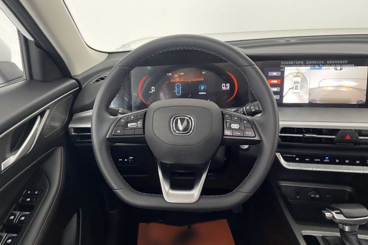 Used CHANGAN CS35PLUS 2022 Blue Whale NE 1.4T DCT Prestige Model Steering Wheel