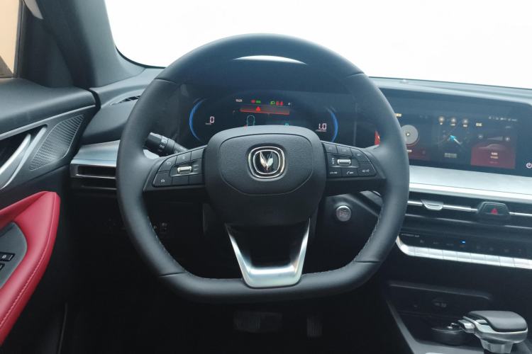 Used CHANGAN CS35PLUS 2022 Blue Whale NE 1.4T DCT Prestige Model Steering Wheel
