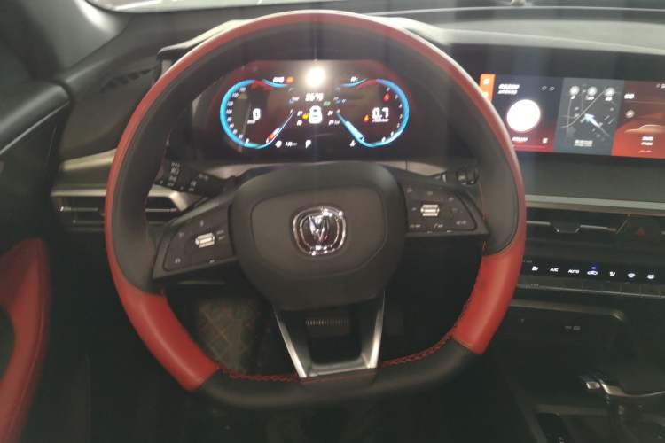 Used CHANGAN CS35PLUS 2022 Blue Whale NE 1.4T DCT Luxury Model Steering Wheel