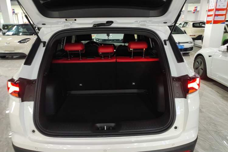 Used CHANGAN CS35PLUS 2022 Blue Whale NE 1.4T DCT Luxury Model Trunk