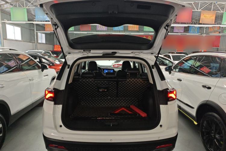 Used CHANGAN CS35PLUS 2022 Blue Whale NE 1.4T DCT Luxury Model Trunk