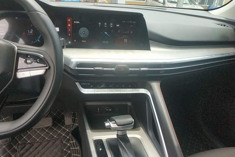 Used CHANGAN CS35PLUS 2023 Enjoy Edition 1.4T DCT Prestige Model Audio And AC Panel
