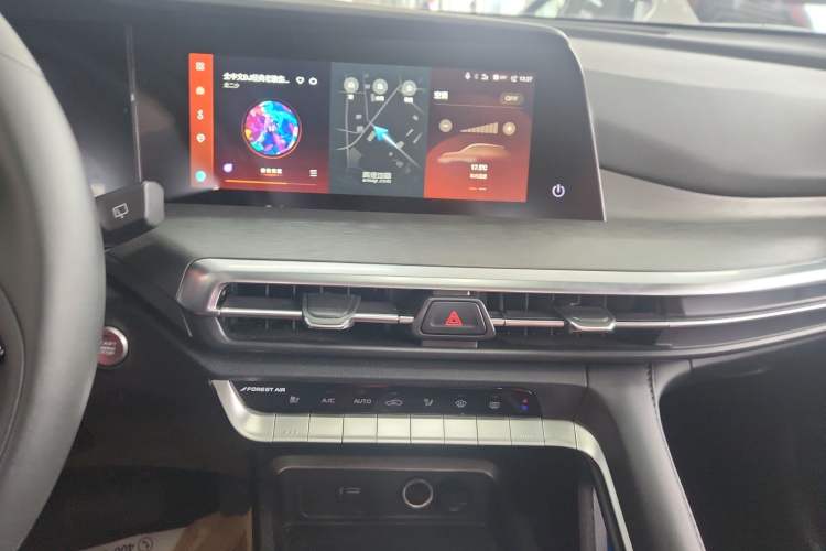 Used CHANGAN CS35PLUS 2023 Enjoy Edition 1.4T DCT Luxury Model Audio And AC Panel