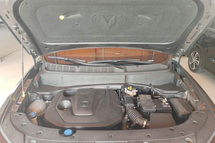 Used CHANGAN CS35PLUS 2023 Enjoy Edition 1.4T DCT Luxury Model Engine Bay