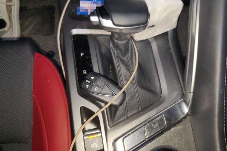Used CHANGAN CS35PLUS 2023 Enjoy Edition 1.4T DCT Luxury Model Gear Lever