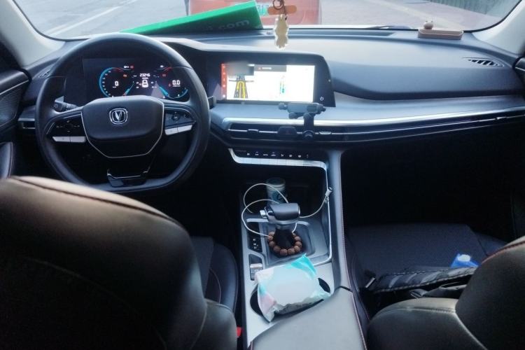 Used CHANGAN CS35PLUS 2023 Enjoy Edition 1.4T DCT Luxury Model Interior 2