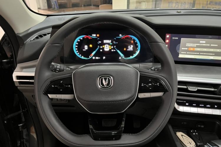 Used CHANGAN CS35PLUS 2023 Enjoy Edition 1.4T DCT Luxury Model Interior 2
