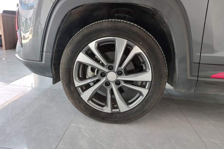 Used CHANGAN CS35PLUS 2023 Enjoy Edition 1.4T DCT Luxury Model Left Front Wheel Hub