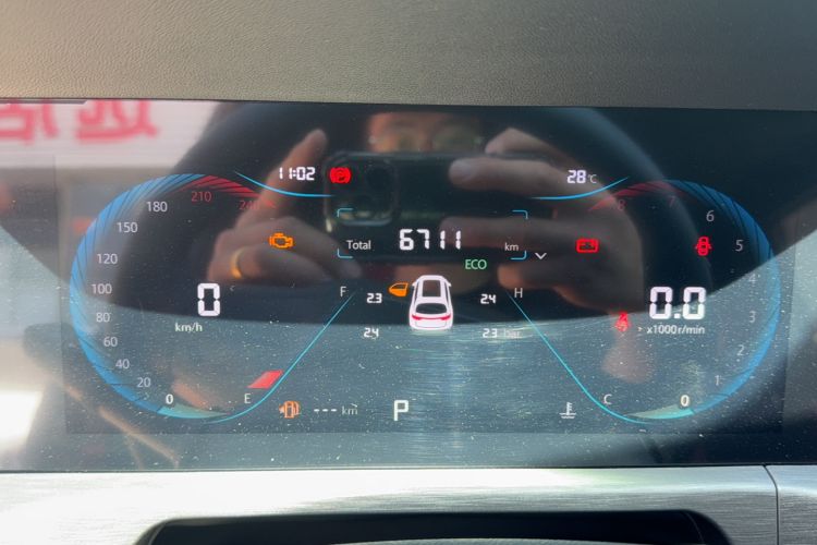 Used CHANGAN CS35PLUS 2023 Enjoy Edition 1.4T DCT Luxury Model Odometer Close Up