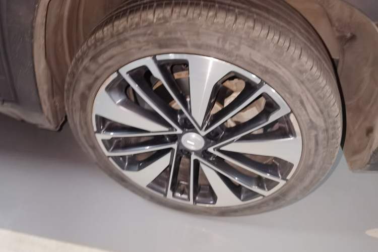 Used CHANGAN CS35PLUS 2023 Enjoy Edition 1.4T DCT Prestige Model Right Front Wheel Hub