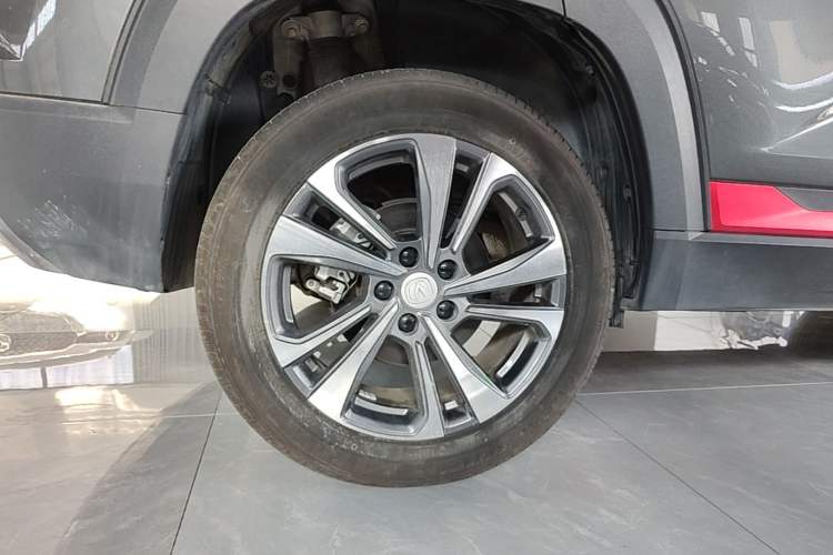Used CHANGAN CS35PLUS 2023 Enjoy Edition 1.4T DCT Luxury Model Right Rear Wheel Hub
